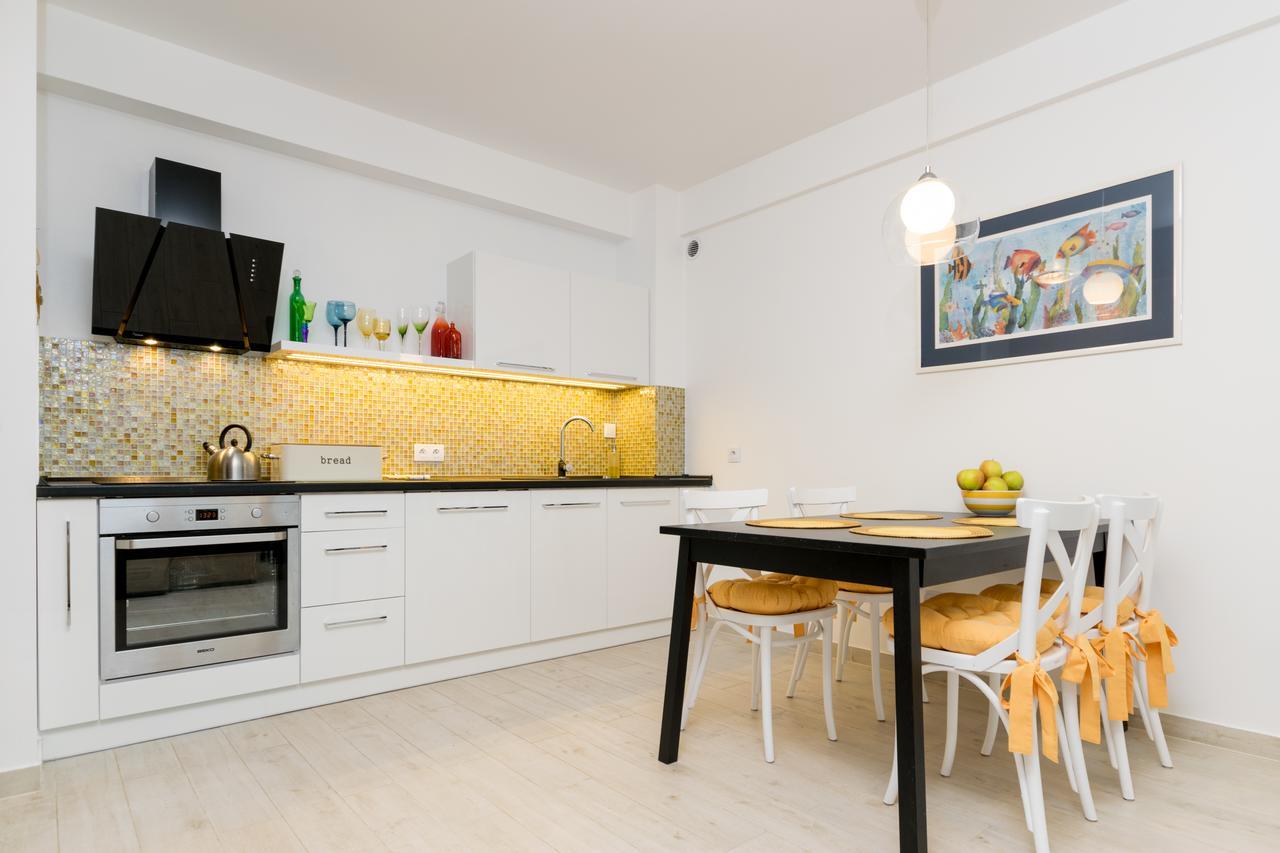 Apartamenty Amon Z Widokiem Na Morze Darłówko Exterior foto
